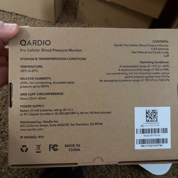 Qardio Blood Pressure Monitor / Used excellent condition - Picture 7 of 8